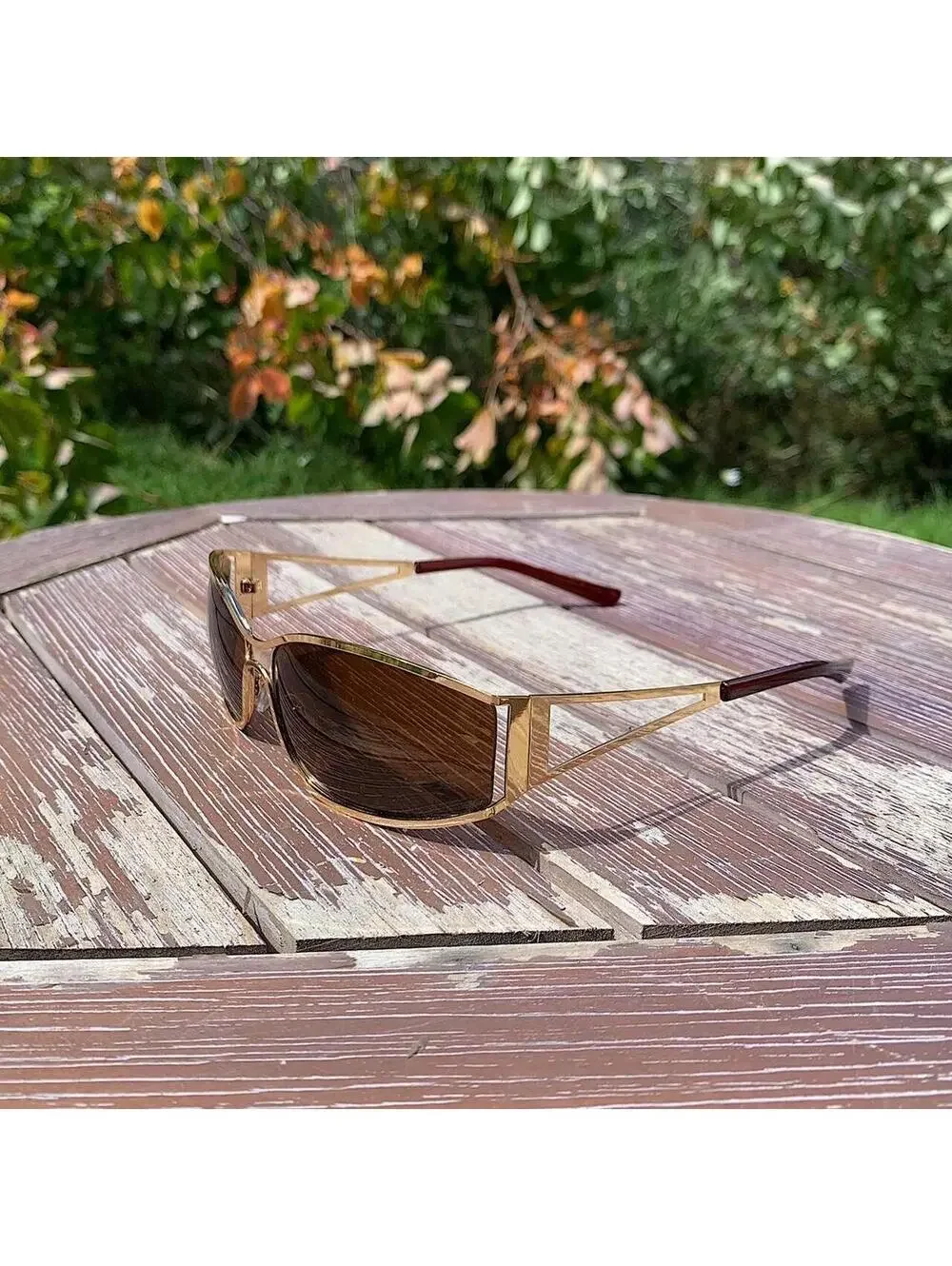 Cyber Vintage y2k 2000s classy chrome trim sunglasses. Chrome trim brown lenses